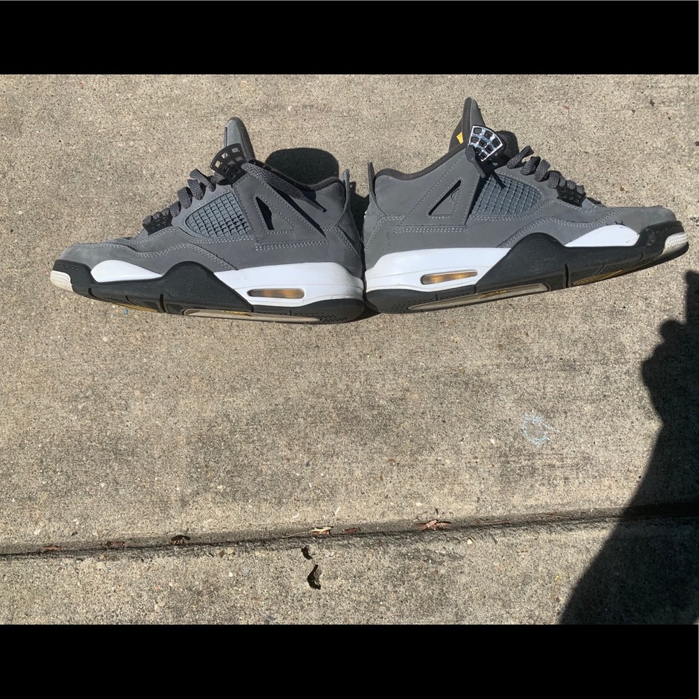 Jordan 4’s